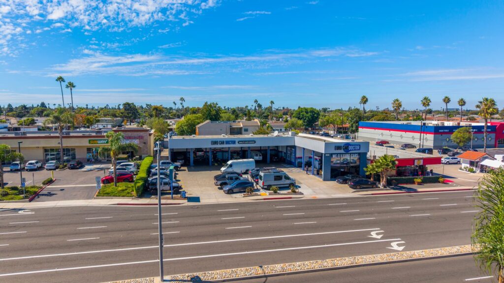 3005 Harbor Blvd Costa Mesa (Euro Car)